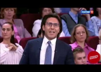 Tina Shëllira – Ka një diçka për ty.